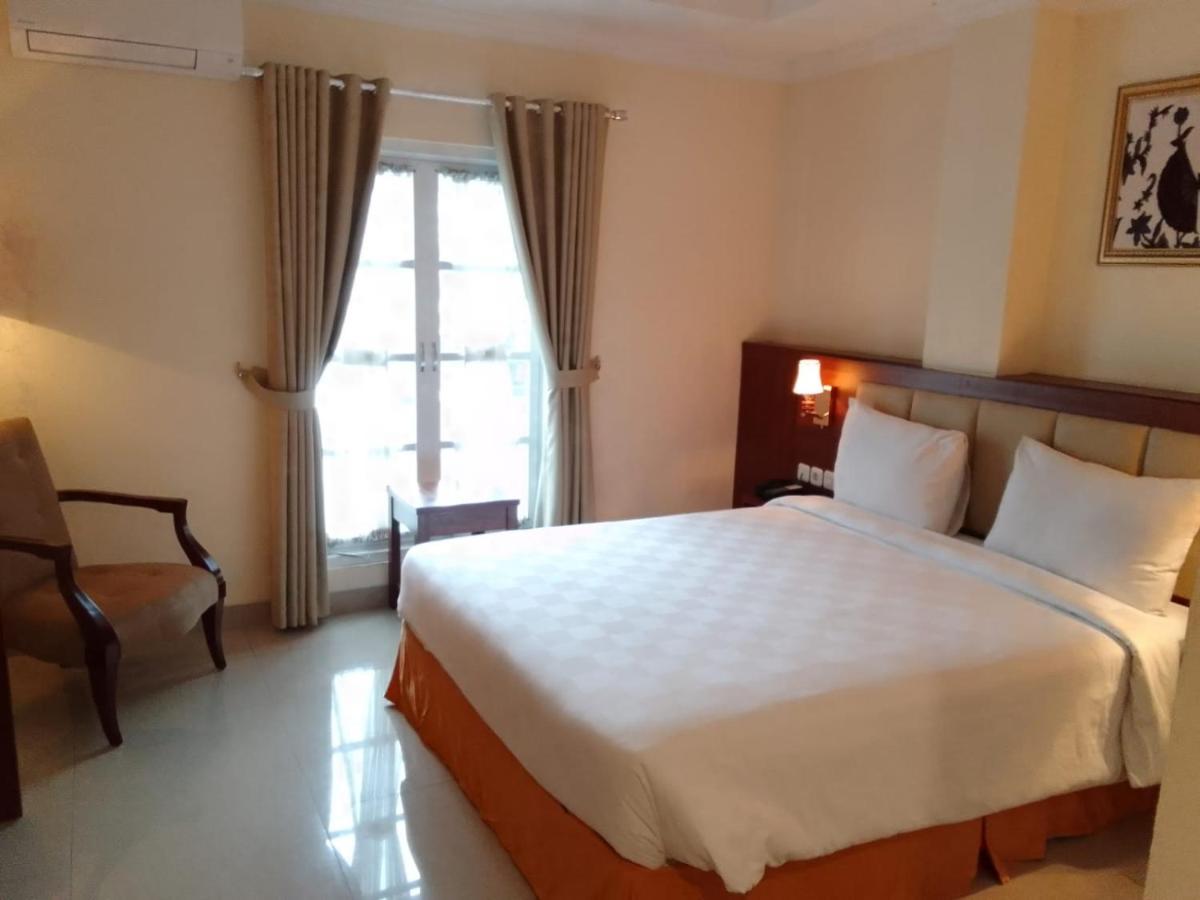 Le Semar Hotel Karawaci Dahung Esterno foto