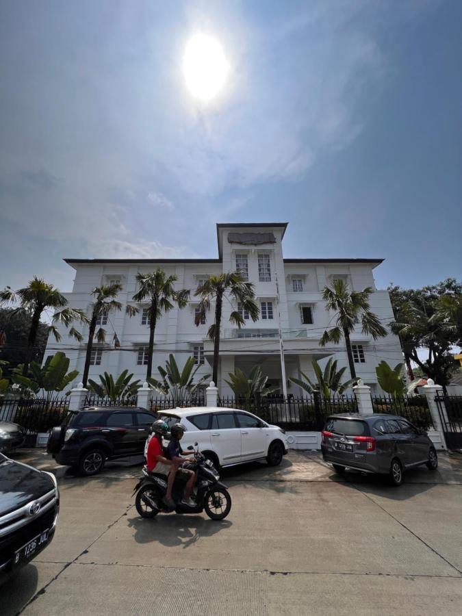 Le Semar Hotel Karawaci Dahung Esterno foto