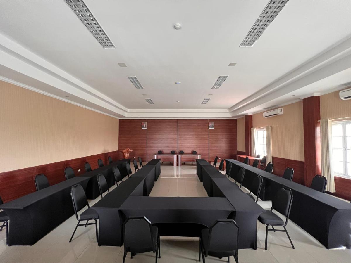 Le Semar Hotel Karawaci Dahung Esterno foto