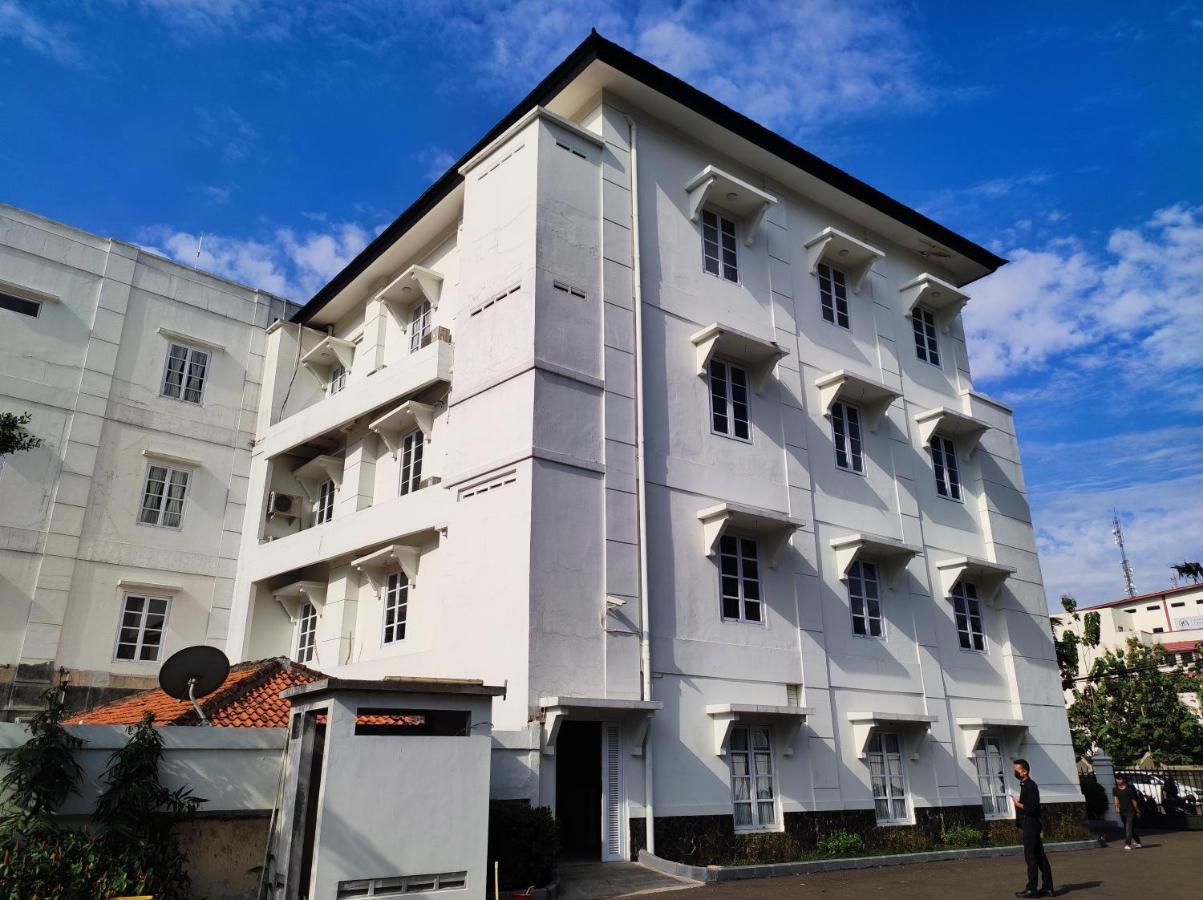 Le Semar Hotel Karawaci Dahung Esterno foto